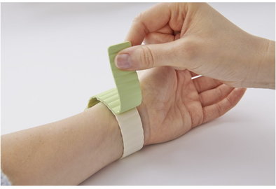 Magnetarmband Fantastic Feel f&uuml;r Apple Watch 38/40/41mm gr&uuml;n/beige